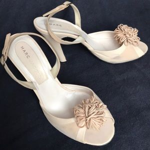 Vintage Marc Jacobs nude slingback heels
